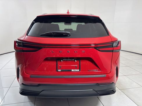 Used 2024 Lexus NX 250 250 Base w/ Towing Package (2000 Lbs) image 4
