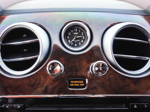 Used 2014 Bentley Flying Spur W12 AWD/4WD image 26