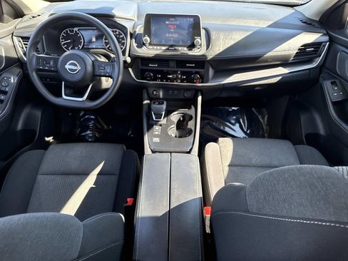 Certified 2024 Nissan Rogue SV image 18