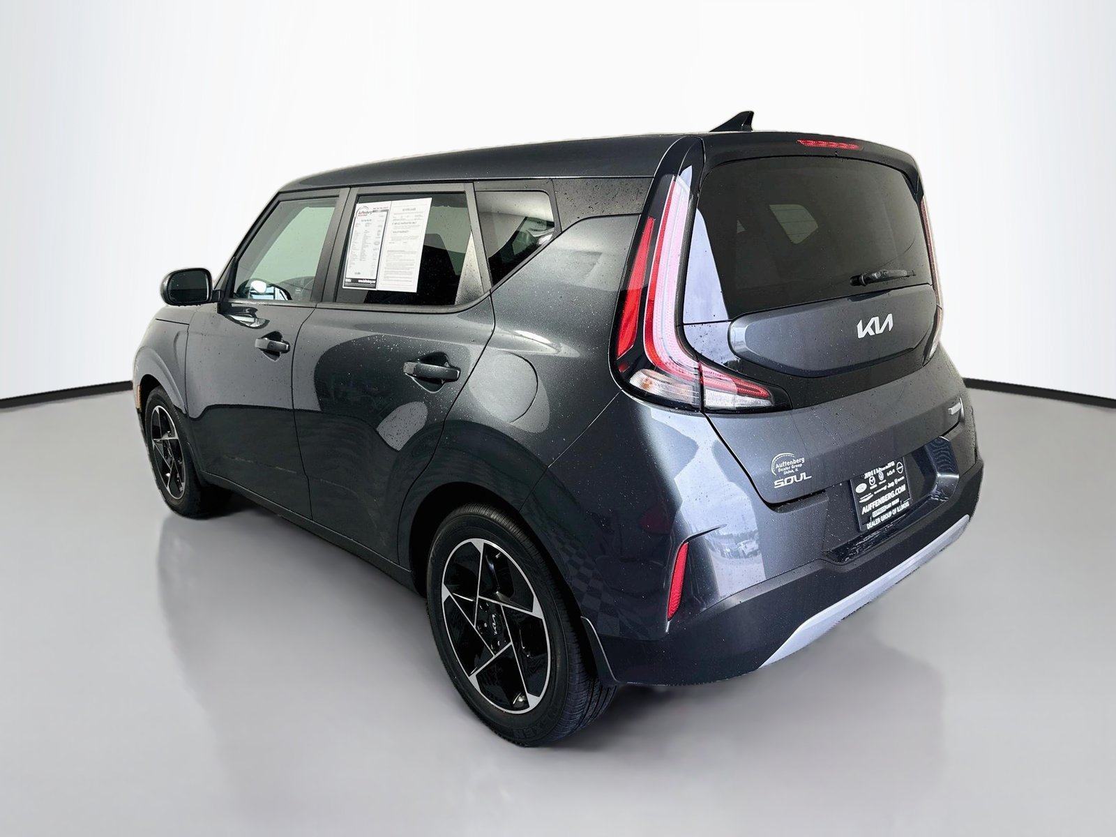 Used 2023 Kia Soul EX FWD image 5