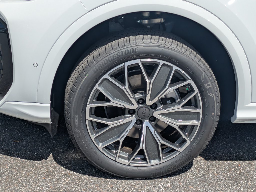 New 2026 Audi Q5 Premium Plus AWD/4WD image 14