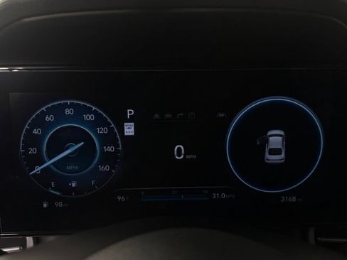 Used 2026 Hyundai Elantra Limited FWD image 17