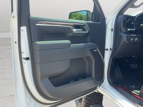 New 2026 Chevrolet Silverado 1500 RST AWD/4WD image 9