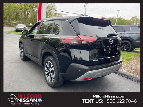 Certified 2023 Nissan Rogue SV AWD/4WD image 3