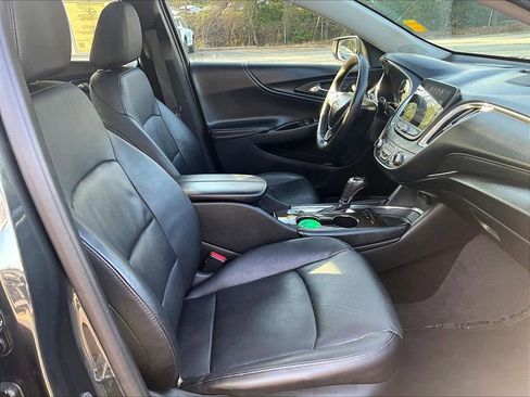 Certified 2017 Chevrolet Malibu Premier w/ Premier Sun and Wheel Package image 16