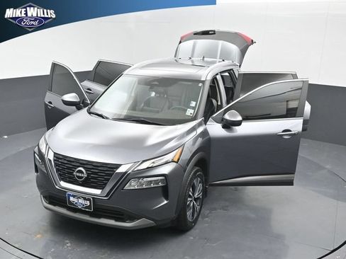 Used 2023 Nissan Rogue SV w/ SV Premium B Package FWD image 26