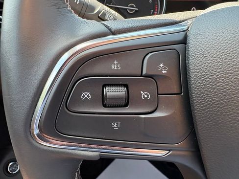 Used 2023 Buick Encore GX Select w/ Sport Touring Package FWD image 19