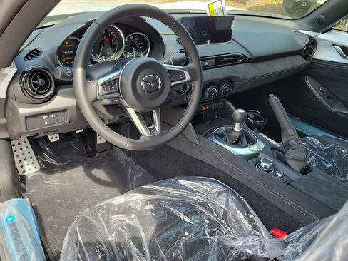 New 2026 MAZDA MX-5 Miata RF Club w/ Interior Package image 12