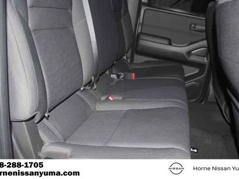 Used 2024 Nissan Frontier S image 9