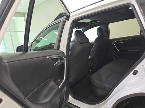 Certified 2024 Toyota RAV4 SE w/ Convenience Package AWD/4WD image 25
