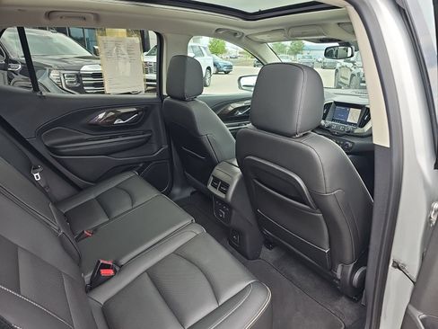 Used 2019 GMC Terrain Denali w/ Comfort Package AWD/4WD image 32