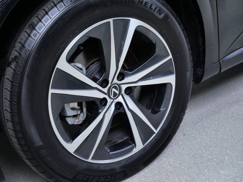Used 2023 Lexus RX 350 Premium w/ Accessory Package (Z1) AWD/4WD image 13