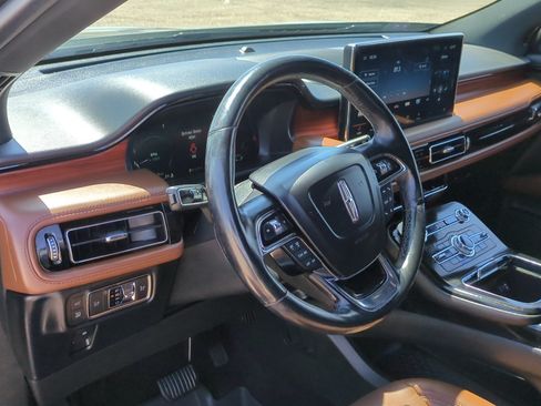Used 2022 Lincoln Nautilus Reserve w/ Monochromatic Package AWD/4WD image 13
