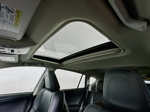 Used 2017 Toyota RAV4 Limited image 24