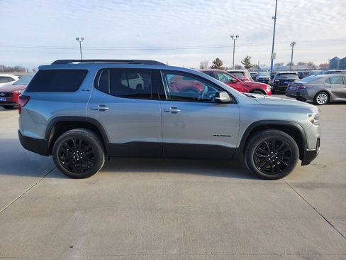 Used 2023 GMC Acadia SLE w/ Elevation Edition AWD/4WD image 6