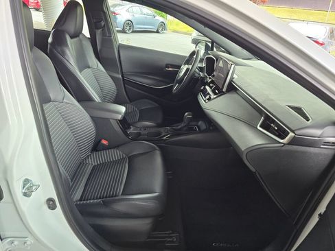 Used 2024 Toyota Corolla XSE FWD image 11