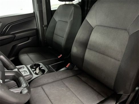 Certified 2023 Chevrolet Colorado W/T image 18