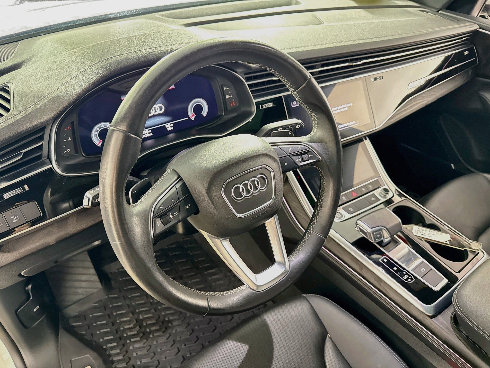 Used 2023 Audi Q8 Premium Plus w/ Premium Plus Package AWD/4WD image 14