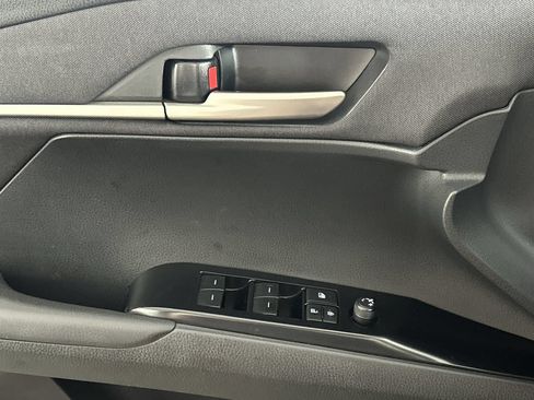 Used 2025 Toyota Camry LE w/ Convenience Package FWD image 19