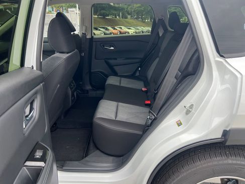 New 2026 Nissan Rogue SV image 24