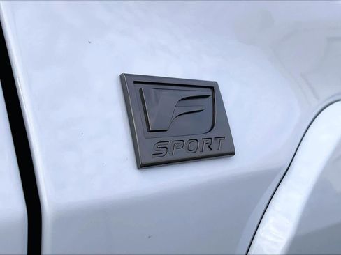 Used 2024 Lexus UX 250h F Sport image 10