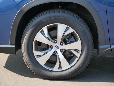 Used 2021 Subaru Ascent Premium w/ Convenience Package AWD/4WD image 9