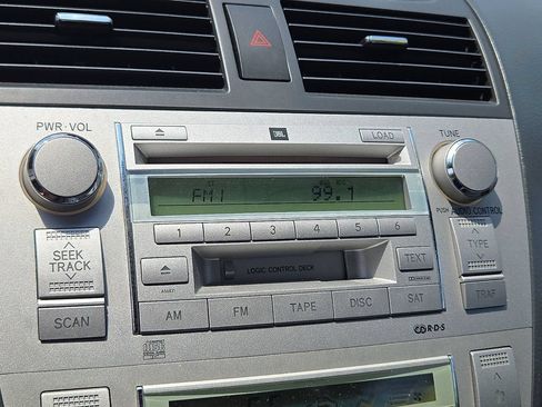 Used 2006 Toyota Solara Convertible FWD image 18
