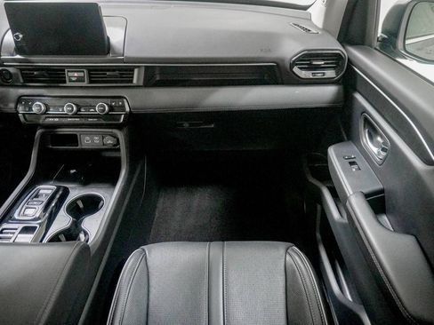 Used 2023 Honda Pilot Elite image 32