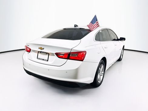 Used 2021 Chevrolet Malibu LS FWD image 3