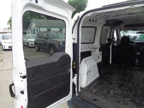 Used 2017 RAM ProMaster City Tradesman w/ Rear Back-up Camera Group FWD image 19