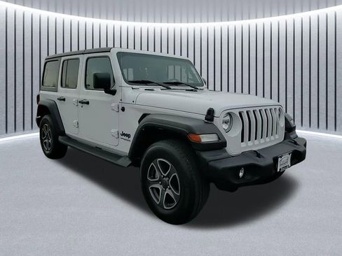 Used 2022 Jeep Wrangler Unlimited Sport image 1