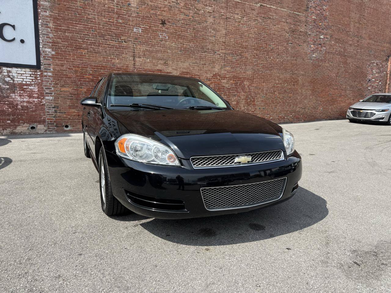 Used 2015 Chevrolet Impala Limited LS FWD image 2