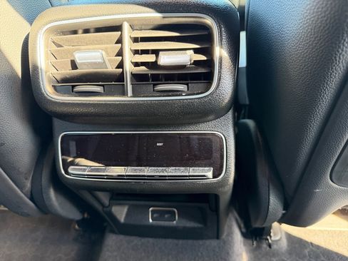 Used 2024 Mercedes-Benz GLS 450 4MATIC image 16