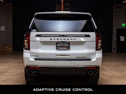 Used 2023 Chevrolet Suburban Premier w/ Premium Package image 8