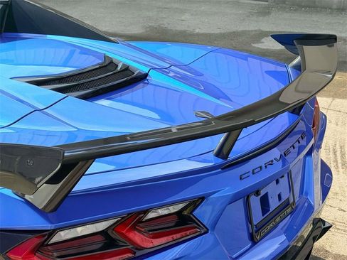 Used 2024 Chevrolet Corvette Stingray Premium Conv w/ Z51 Performance Package image 13