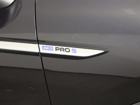 Used 2024 Volkswagen ID.4 Pro S AWD/4WD image 38