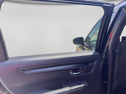 Used 2025 Honda CR-V Sport image 11