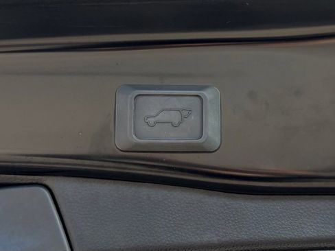 Certified 2023 Toyota RAV4 XLE Premium image 11