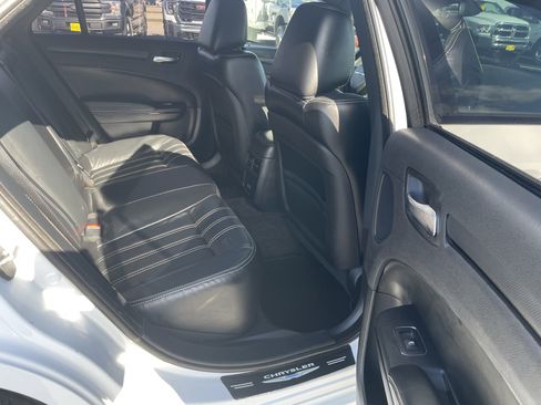 Used 2015 Chrysler 300 S image 27