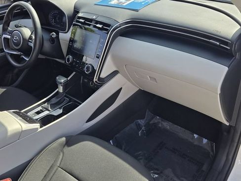 Used 2023 Hyundai Tucson SEL FWD image 18