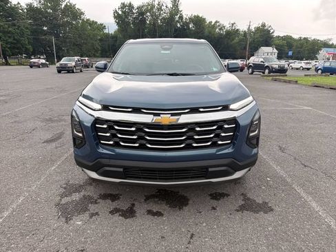 New 2026 Chevrolet Equinox LT w/ Convenience Package II AWD/4WD image 8