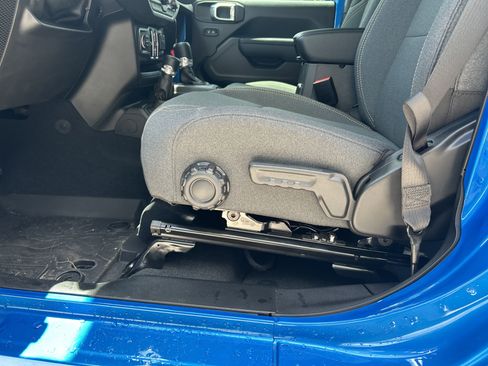 New 2025 Jeep Wrangler Sport S image 9