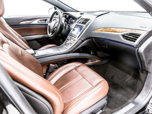 Used 2020 Lincoln MKZ Reserve w/ Monochromatic Package FWD image 32