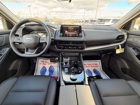 New 2026 Nissan Rogue SV image 22