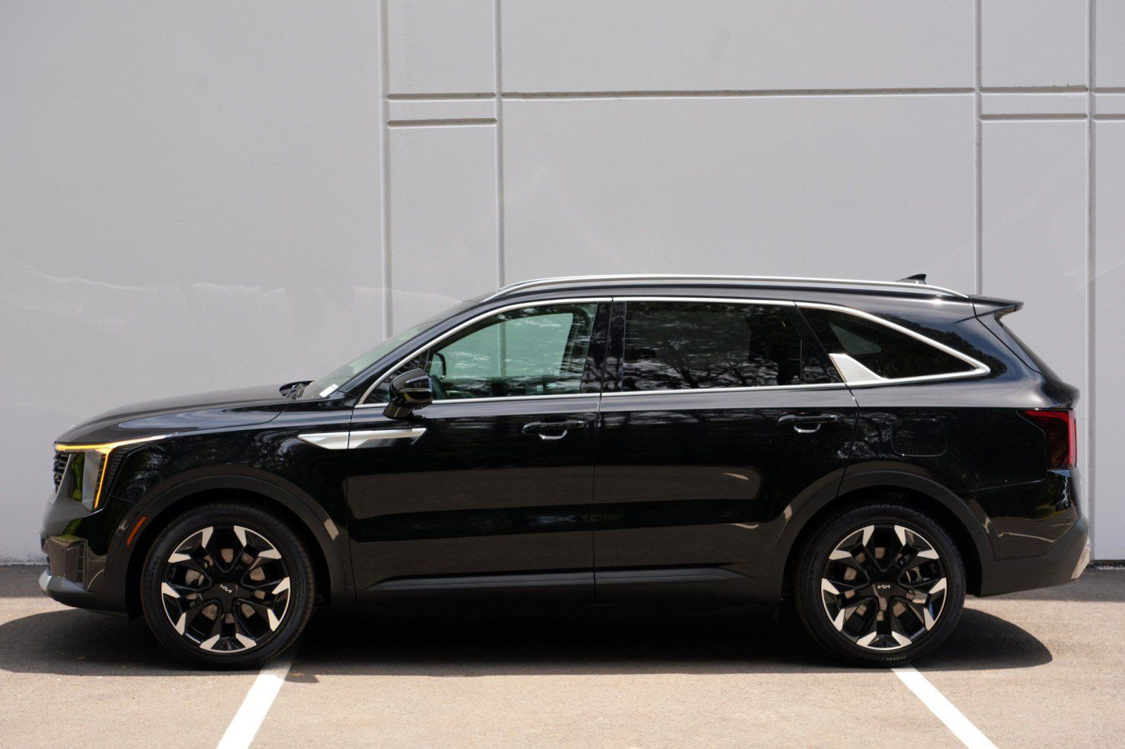 Used 2024 Kia Sorento SX FWD image 50