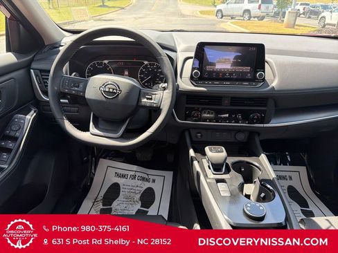 Certified 2026 Nissan Rogue SV AWD/4WD image 35