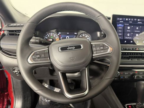 Used 2026 Jeep Compass Limited AWD/4WD image 21