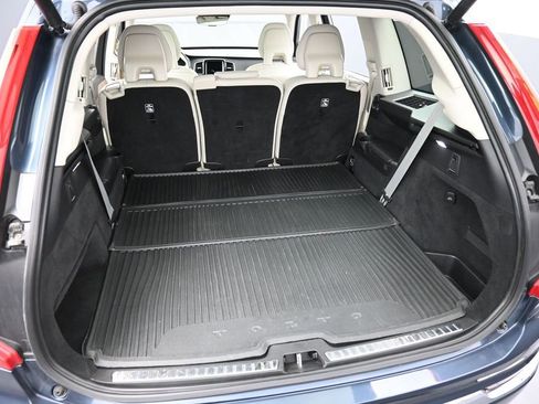 Used 2022 Volvo XC90 T8 Inscription Expression w/ Advanced Package AWD/4WD image 35