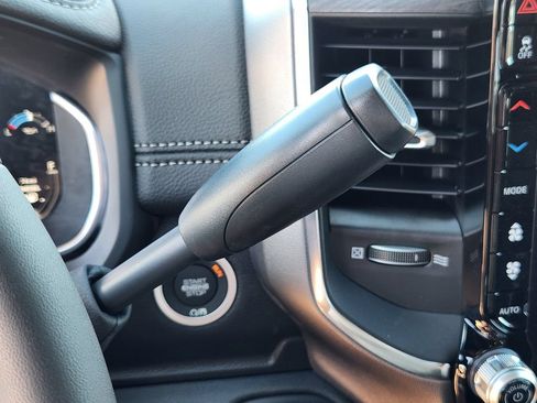 New 2026 RAM 3500 Laramie AWD/4WD image 13