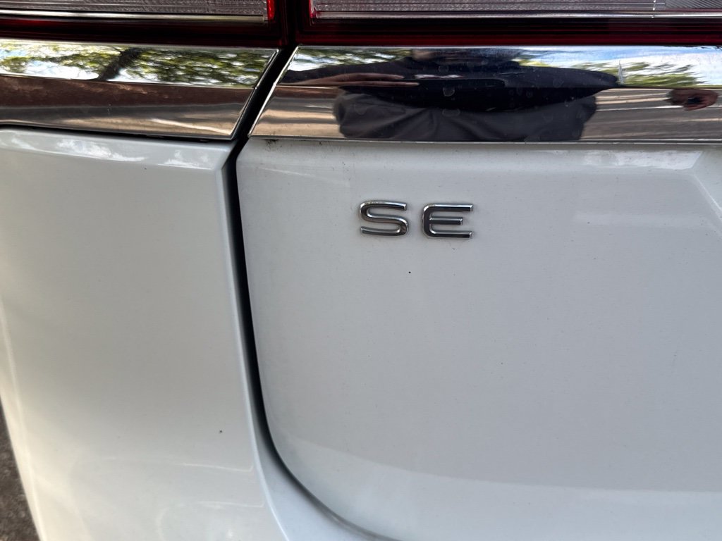 Used 2023 Volkswagen Atlas SE FWD image 18